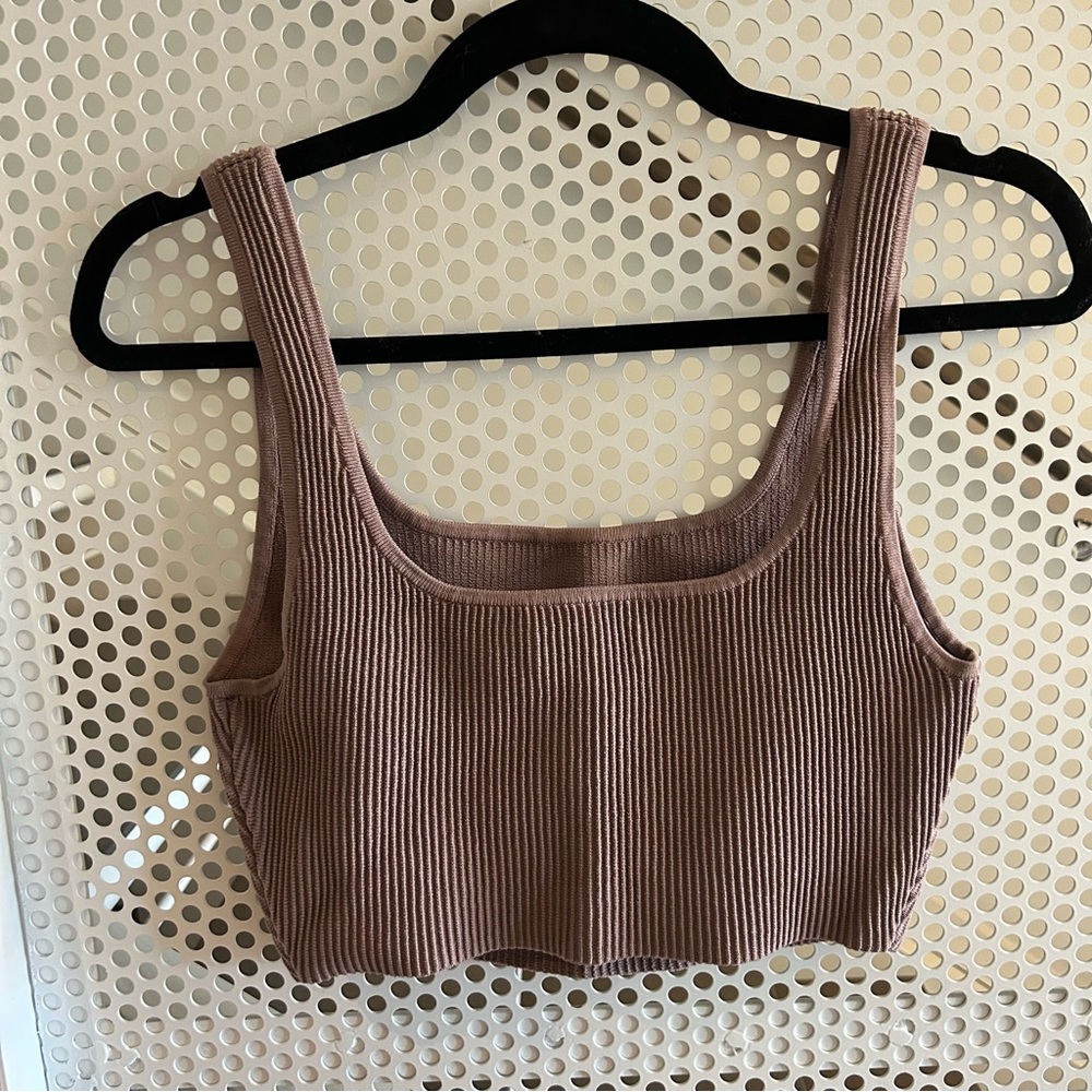 Babaton Ribbed Square-Neck Crop Top in Mauve - Picture 4 of 10